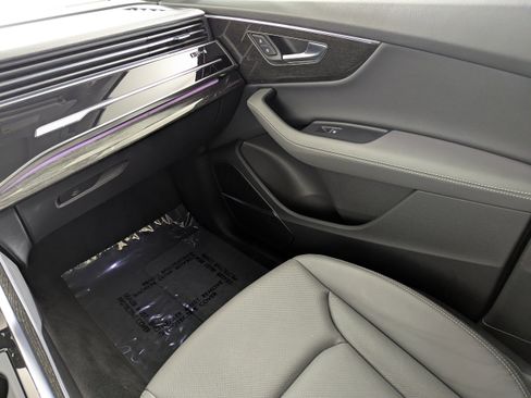 Certified 2025 Audi Q7 3.0T Premium Plus w/ Premium Plus Package image 11