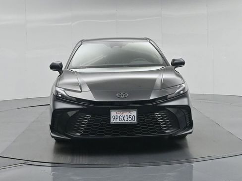 Used 2025 Toyota Camry SE w/ Convenience Package FWD image 25