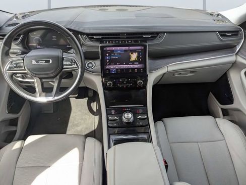 Certified 2021 Jeep Grand Cherokee L Overland w/ Luxury Tech Group IV AWD/4WD image 15