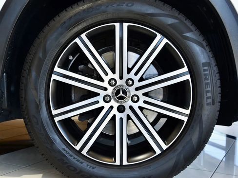 Used 2024 Mercedes-Benz GLE 350 4MATIC image 10