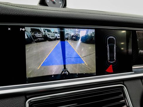 Used 2017 Porsche Panamera 4 image 20