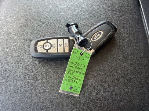 Used 2023 Ford Expedition XLT RWD image 37