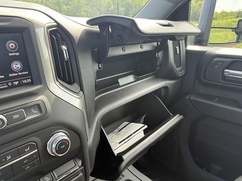 Used 2026 GMC Sierra 2500 Pro AWD/4WD image 21