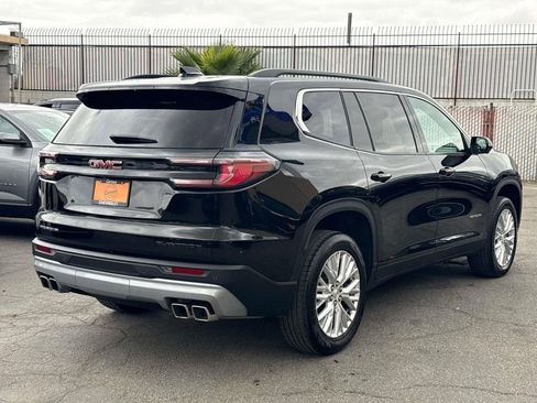 Used 2024 GMC Acadia Elevation FWD image 3