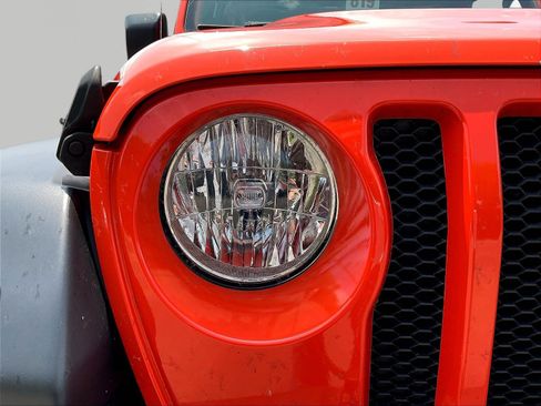 Used 2018 Jeep Wrangler Sport AWD/4WD image 27