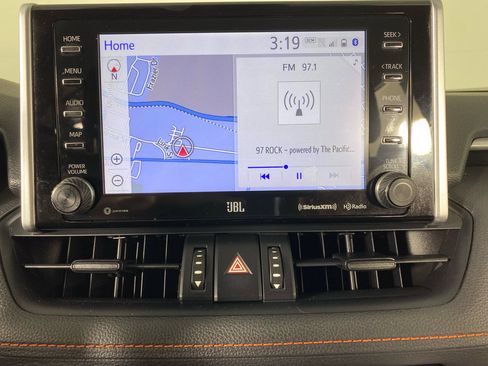 Used 2019 Toyota RAV4 Adventure image 28