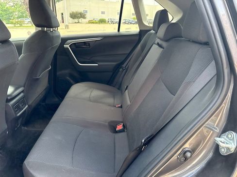 Used 2025 Toyota RAV4 LE AWD/4WD image 19