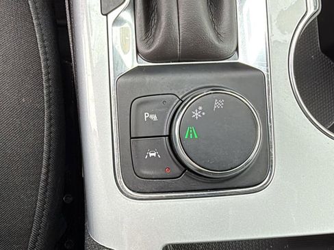 Used 2023 Chevrolet Blazer LT w/ Driver Confidence Package image 22