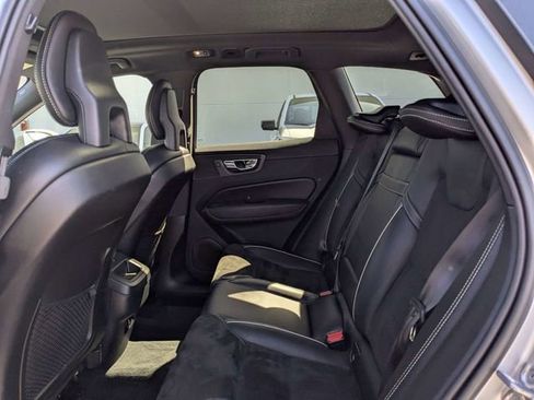 Used 2019 Volvo XC60 T6 R-Design w/ Protection Package Premier AWD/4WD image 14
