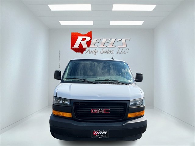 Used 2023 GMC Savana 2500 RWD image 2