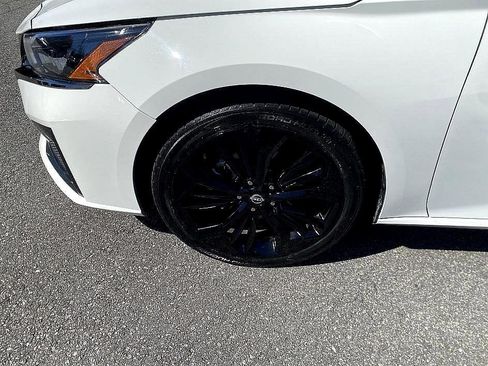 Used 2024 Nissan Altima 2.5 SR image 7