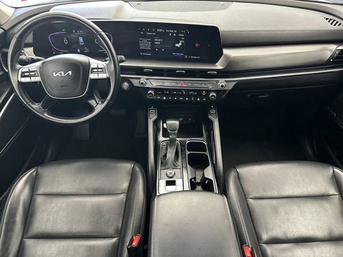 Used 2024 Kia Telluride S w/ S Sunroof Package FWD image 12
