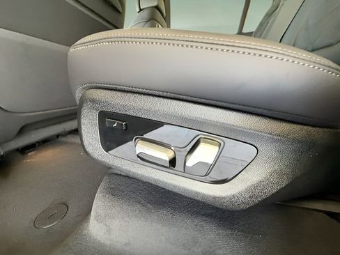 Used 2026 BMW X7 xDrive40i image 31