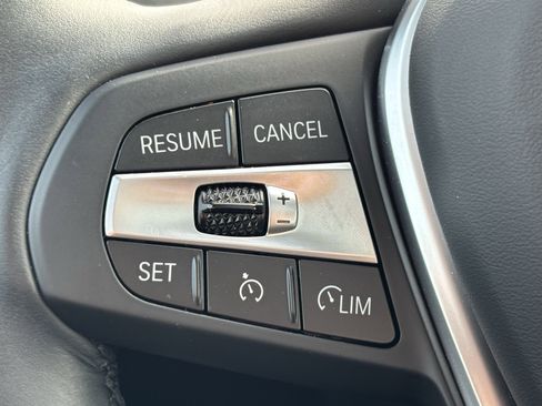 Certified 2024 BMW 330i Sedan image 19