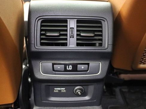 Used 2023 Audi Q5 2.0T Premium Plus w/ Premium Plus Package AWD/4WD image 29