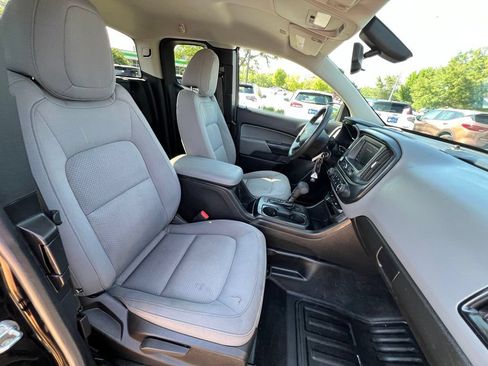 Used 2020 Chevrolet Colorado W/T RWD image 26