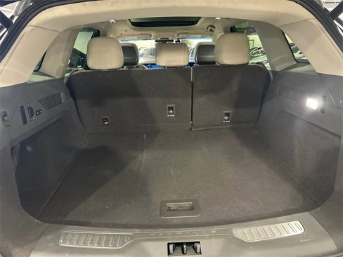 Used 2024 Lincoln Nautilus Premier w/ Equipment Group 102A image 29