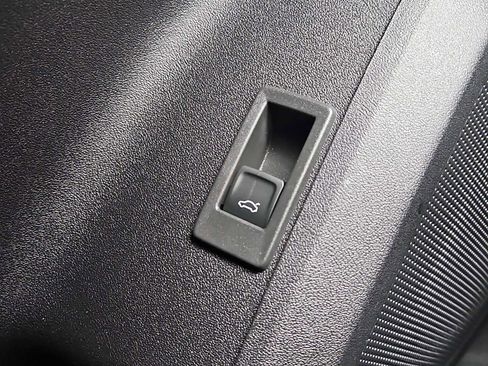 New 2026 Audi Q5 Premium AWD/4WD image 21