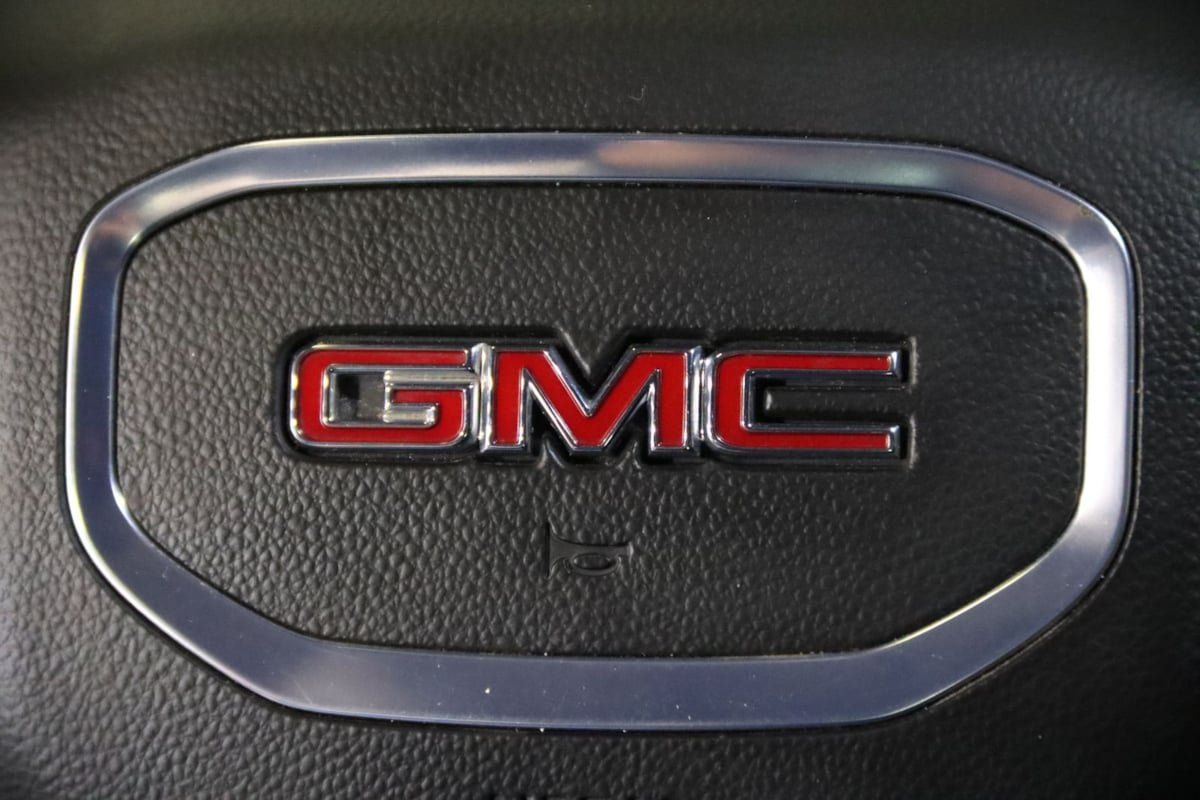 Used 2026 GMC Sierra 3500 SLE w/ SLE Value Package AWD/4WD image 45