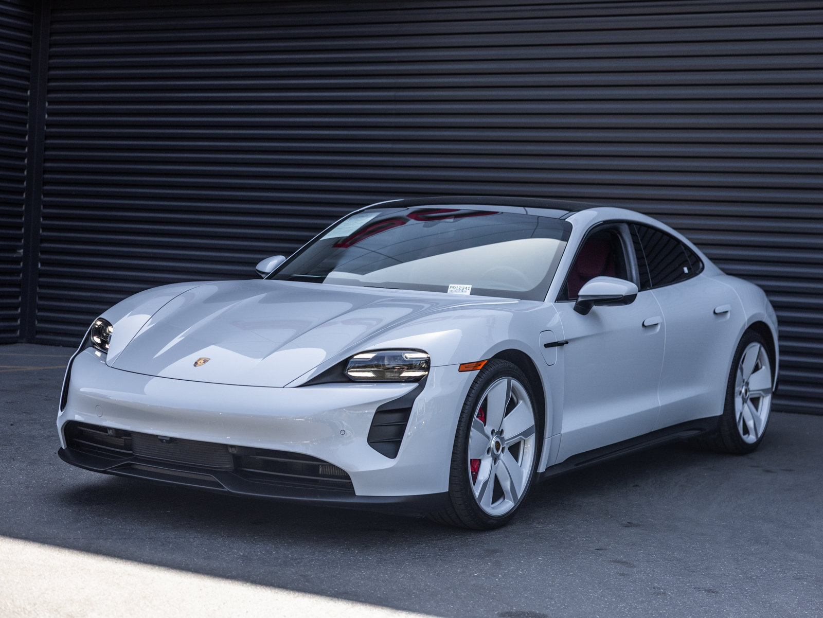 Certified 2024 Porsche Taycan 4S AWD/4WD image 1