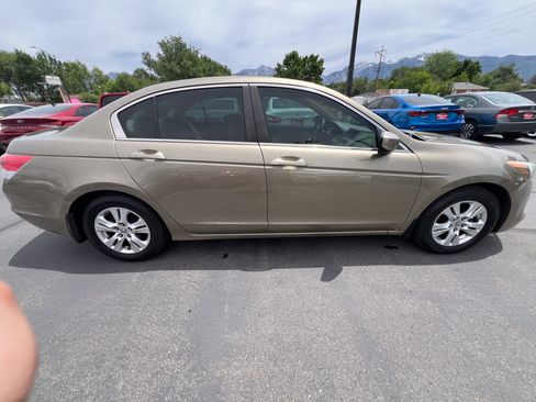 Used 2009 Honda Accord LX-P image 4