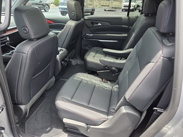 New 2026 Chevrolet Traverse Z71 w/ Driver Confidence Package AWD/4WD image 7