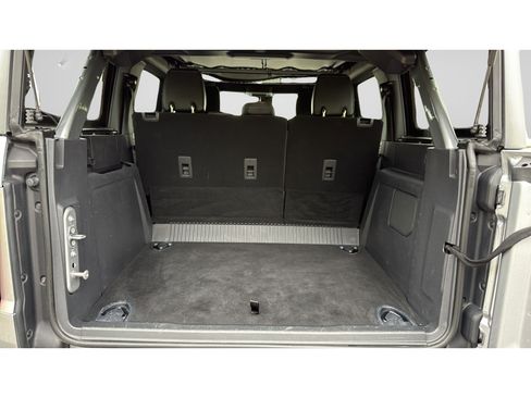 Used 2024 Ford Bronco Wildtrak AWD/4WD image 32