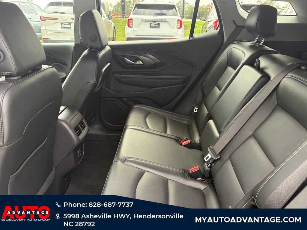 Used 2024 GMC Terrain SLT AWD/4WD image 26