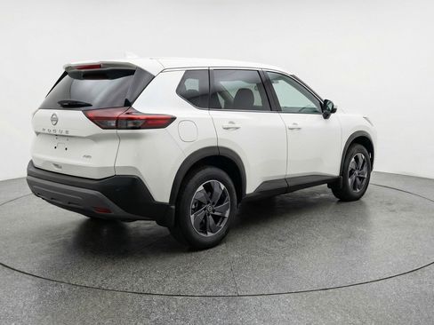 Used 2025 Nissan Rogue SV image 9