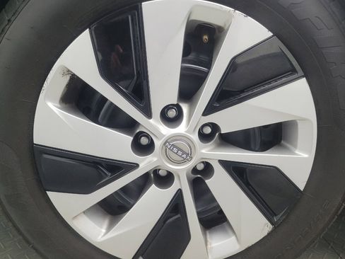 Used 2023 Nissan Altima 2.5 S FWD image 31