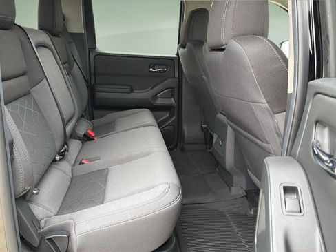 New 2026 Nissan Frontier SV w/ All-Weather Content Package AWD/4WD image 18