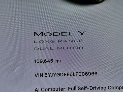 Used 2020 Tesla Model Y Long Range AWD/4WD image 18
