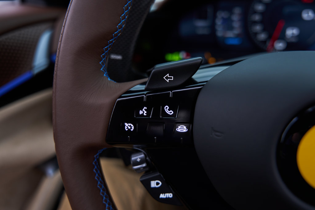 Used 2025 Ferrari Roma Spider RWD image 66