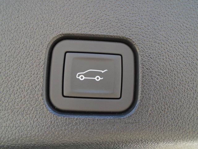 Certified 2026 Chevrolet Traverse High Country AWD/4WD image 34