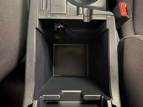 Used 2022 Subaru Impreza 2.0i Premium image 22