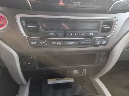 Used 2021 Honda Pilot Special Edition image 28