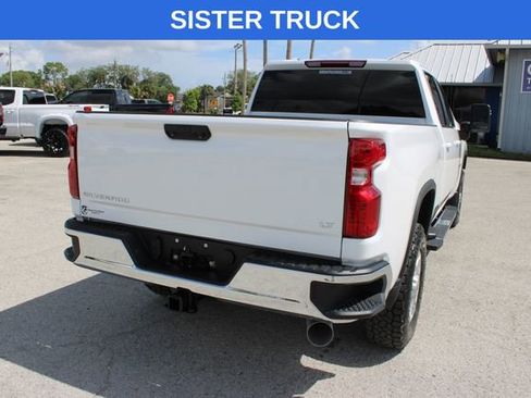Used 2025 Chevrolet Silverado 2500 LT AWD/4WD image 14