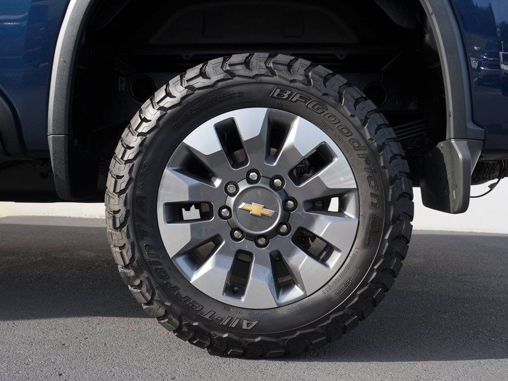 Used 2021 Chevrolet Silverado 2500 Custom w/ Custom Value Package AWD/4WD image 30