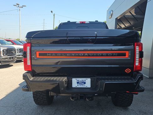 Used 2026 Ford F250 Lariat w/ Black Appearance Package AWD/4WD image 4