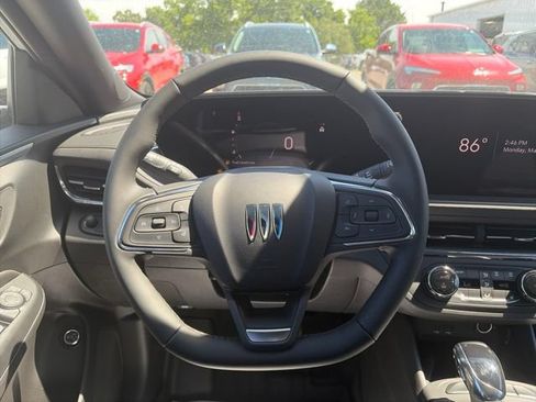 New 2026 Buick Envista Preferred FWD image 13