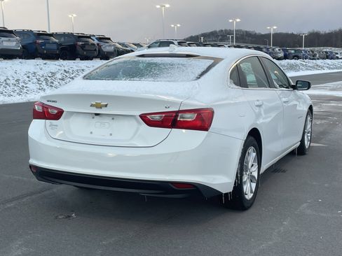 Used 2023 Chevrolet Malibu LT image 3