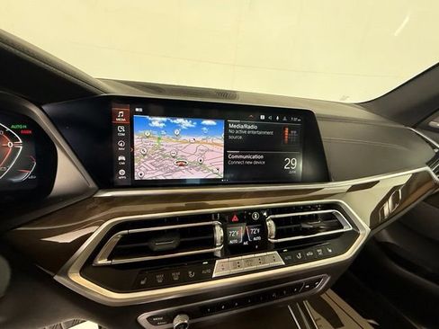 Used 2023 BMW X5 xDrive40i w/ M Sport Package AWD/4WD image 20