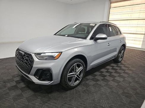 Used 2023 Audi Q5 e Premium Plus w/ Premium Plus Package image 1