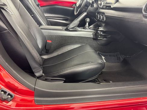 Used 2020 MAZDA MX-5 Miata Grand Touring image 25