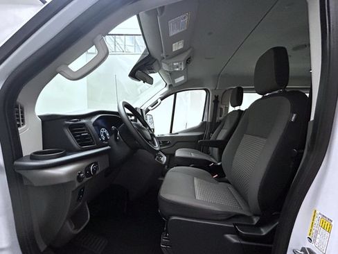 Used 2025 Ford Transit 350 XLT RWD image 10