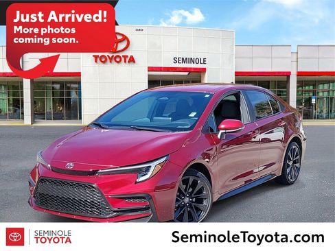 Used 2024 Toyota Corolla SE image 1