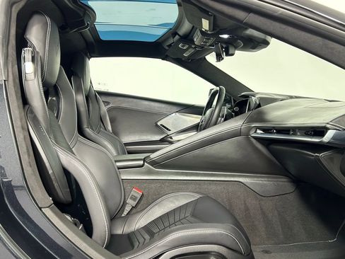 Used 2024 Chevrolet Corvette Stingray Premium Cpe w/ Z51 Performance Package image 17