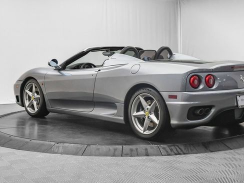 Used 2004 Ferrari 360 Spider image 9