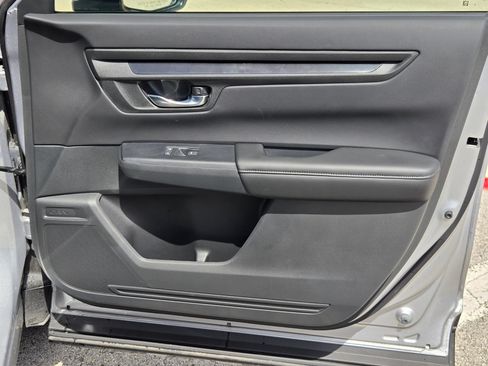 Certified 2026 Honda CR-V LX image 28