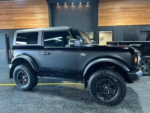Used 2023 Ford Bronco Wildtrak AWD/4WD image 1